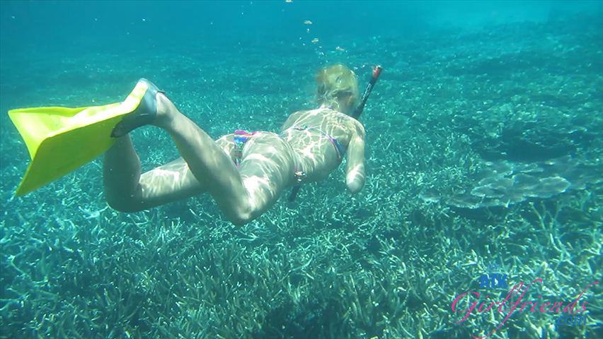 ATK Girlfriends - A snorkel dive in paradise!