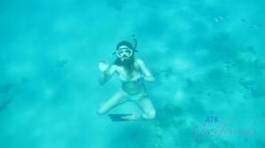 ATKporn She swims like a cum loving mermaid
