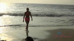 ATKporn Tiffany gets down and dirty in Hawaii