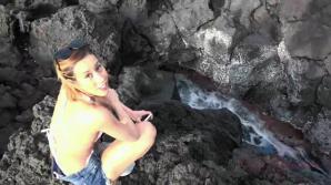 Demi's amazing ass makes this Hawaiian vacation that much better! xxx video