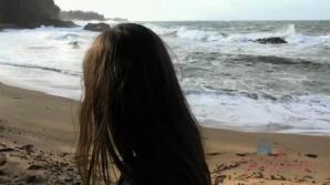atkgirlfriends.com Ariel finds some amazing places in Hawaii, and in your heart.