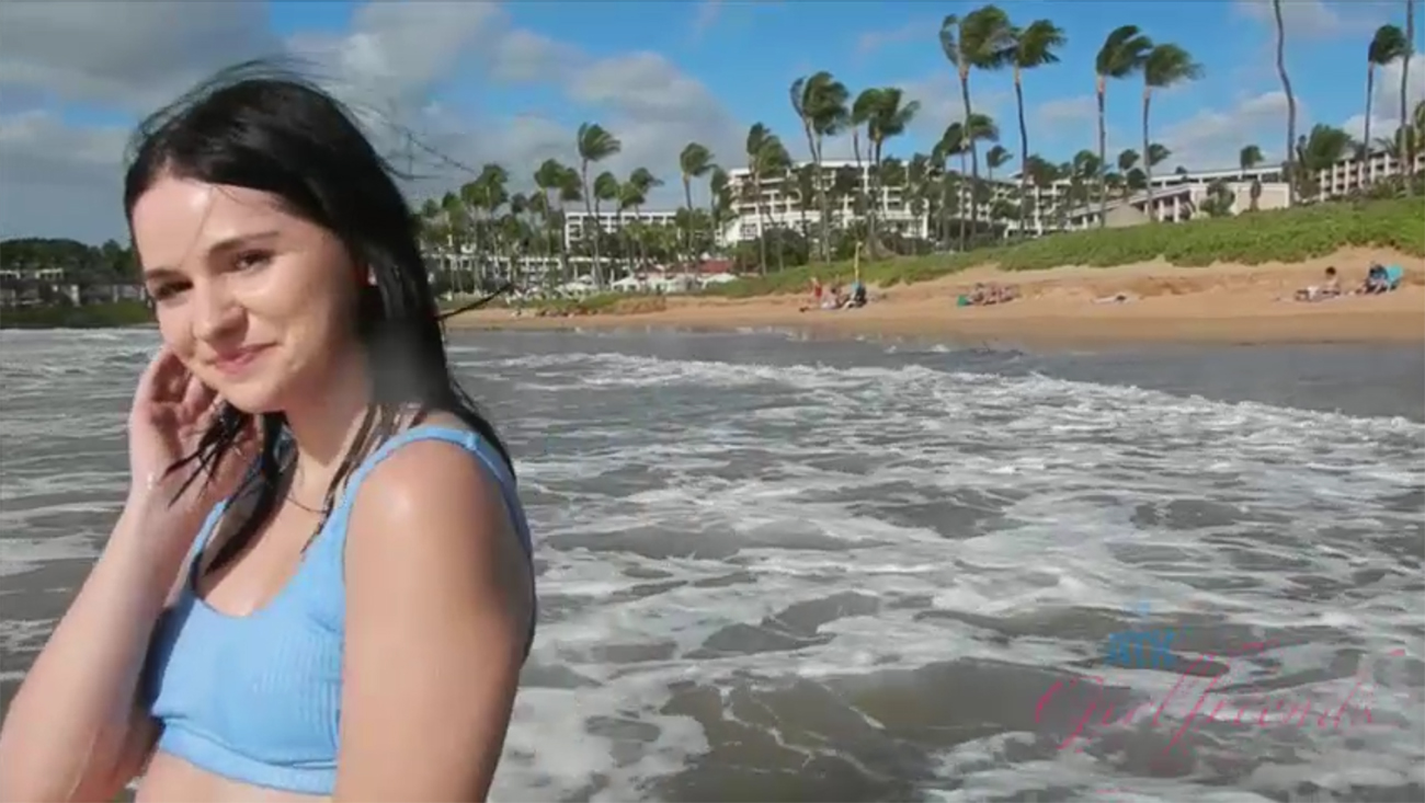 ATK Girlfriends - You tour the island with Violet.