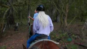 You have an adventure day with Elsa! xxx video