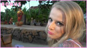 XXX Paris gets in the groove of Hawaii.
