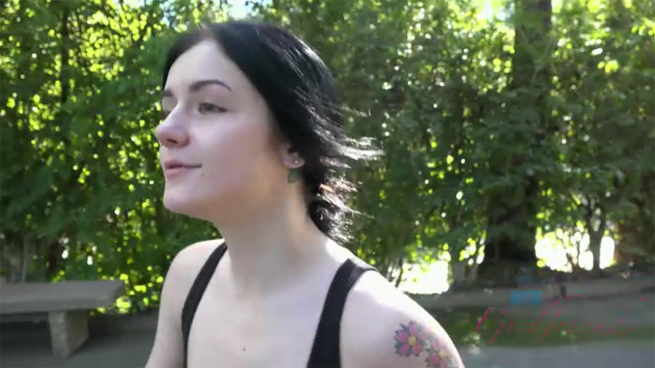 ATK Girlfriends - You take Rosalyn to the zoo!