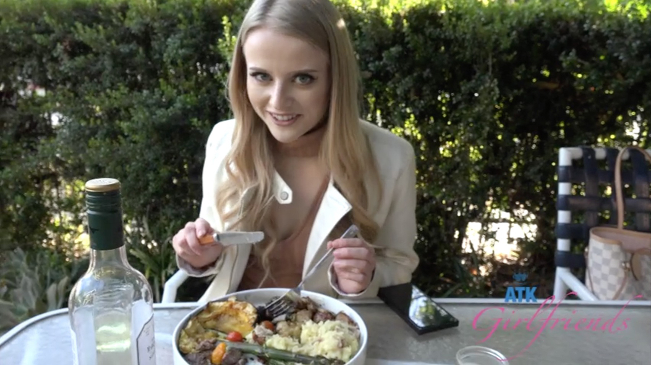 ATK Girlfriends - Paris White dinner date.